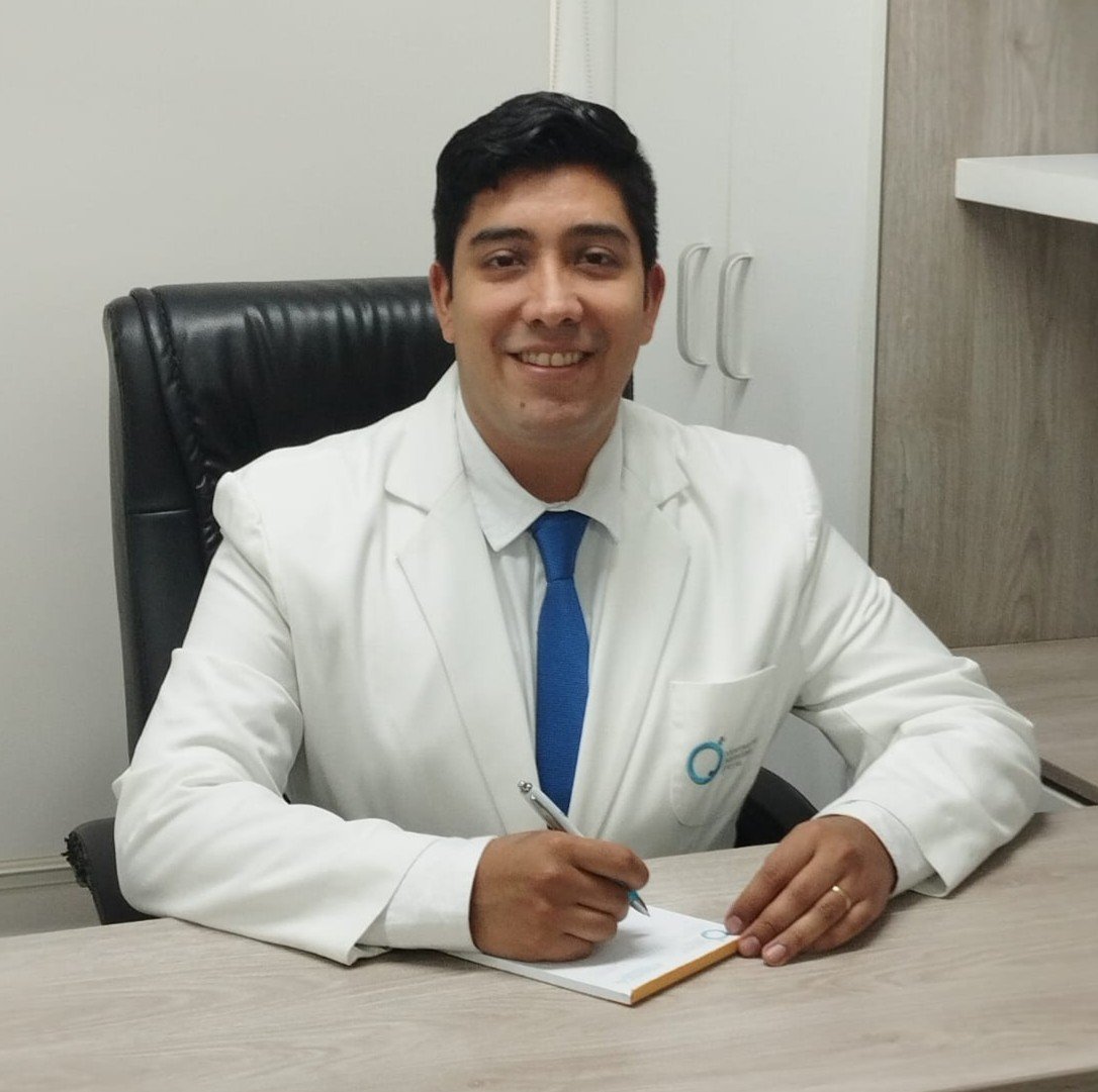 Dr. Carlos Vera Dr. Carlos Vera